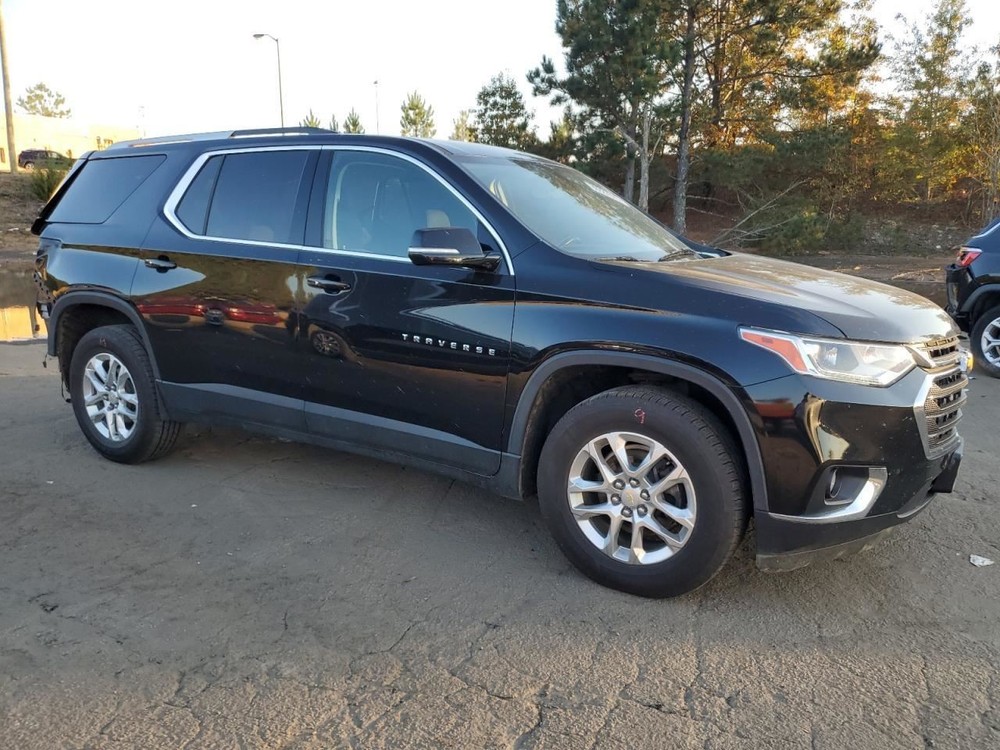 TRAVERSE 2018 Glove Box 4928972