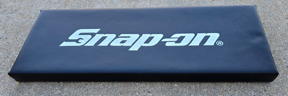 SNAP-ON TOOLS CREEPER JCW67 BLACK REPLACEMENT FOAM PAD NIB