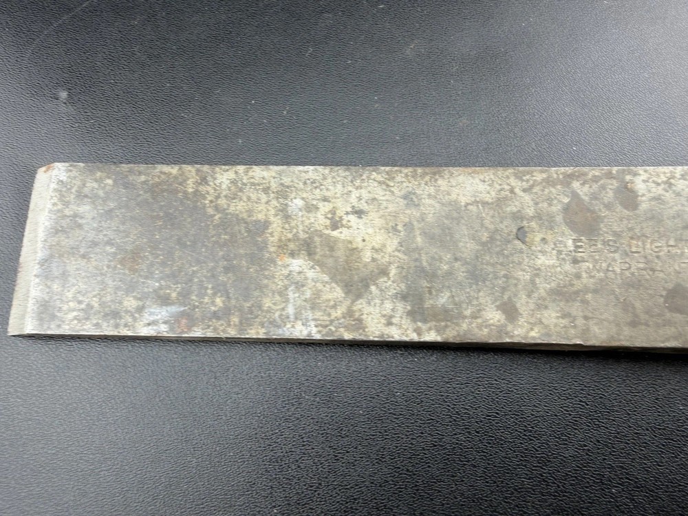Lees Lee’s Lightning Metal Chisel Tool