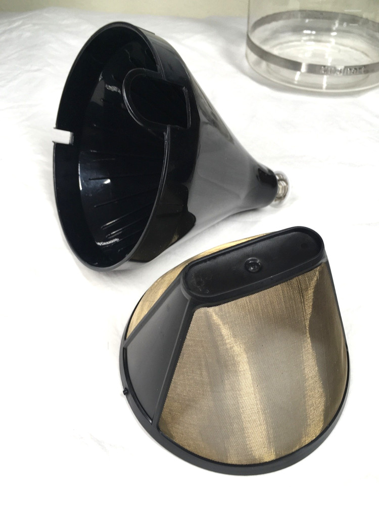 Cuisinart Brew Central Programmable Coffeemaker DCC-1200W Excellent !