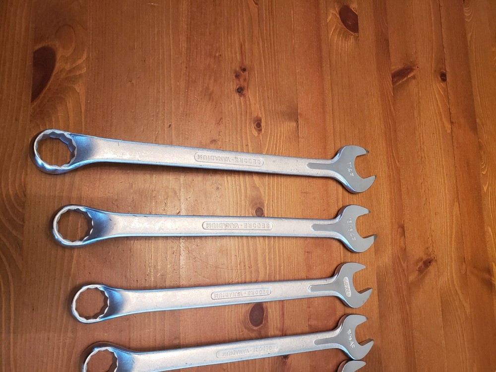 Gedore AF ring spanner and open wrench set with roll