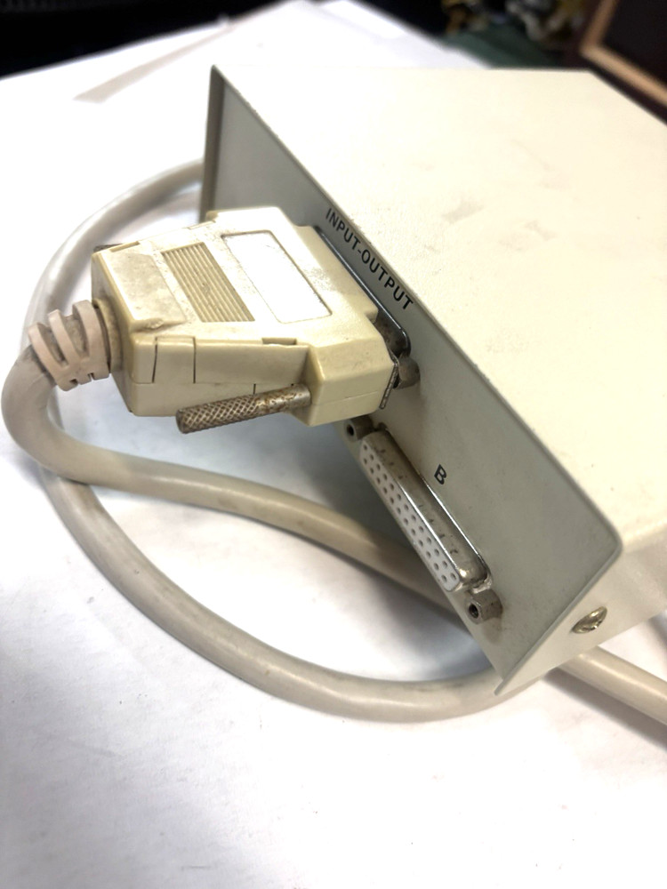 VTG Data Transfer Switch - A/B with Cable