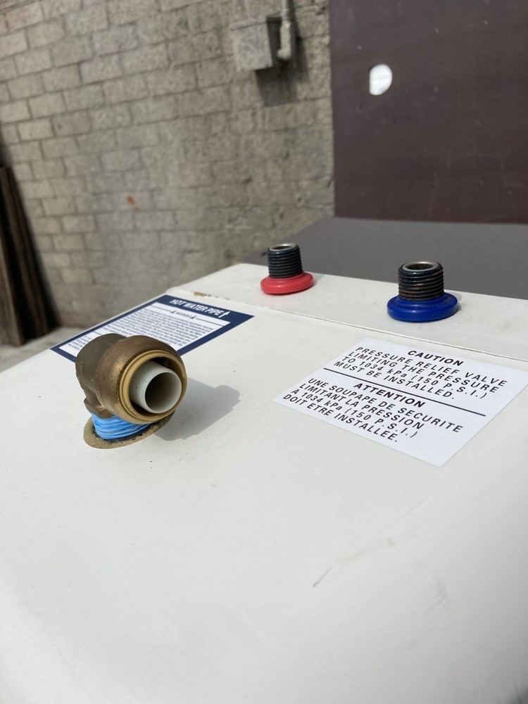 Bosch Tronic 3000T Mini-Tank Electric Water Heater - New Without Box