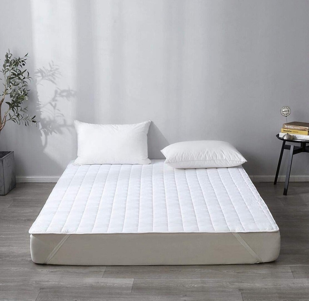 Queen Size Mattress Pad Protector Topper - Microfiber Breathable Cover with E...