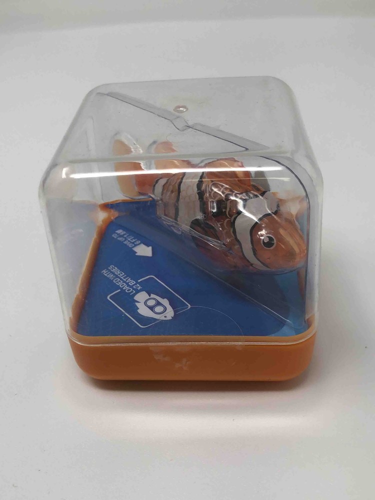 Zuru Robo Alive Robo Fish Orange