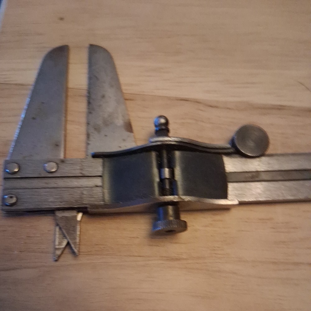 VINTAGE GENERAL VERNIER CALIPER NO. 721