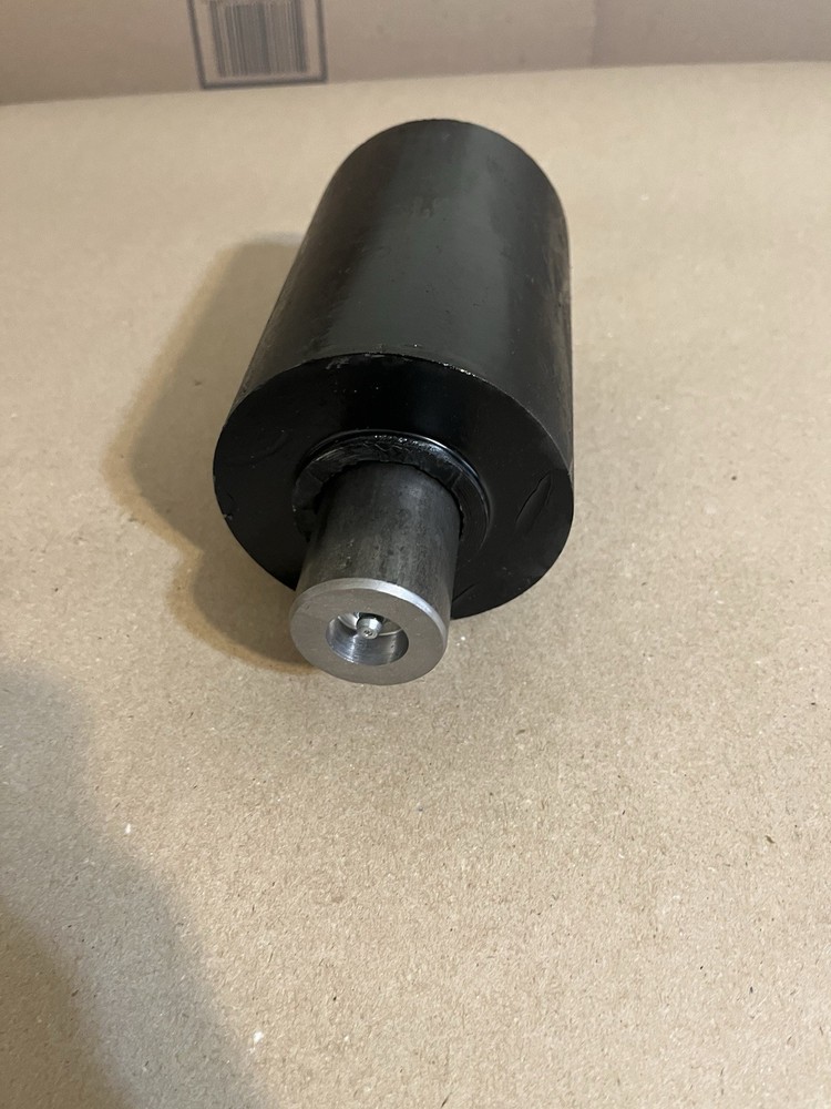 4" x 6" Nose Roller - 40,000 lbs Capacity