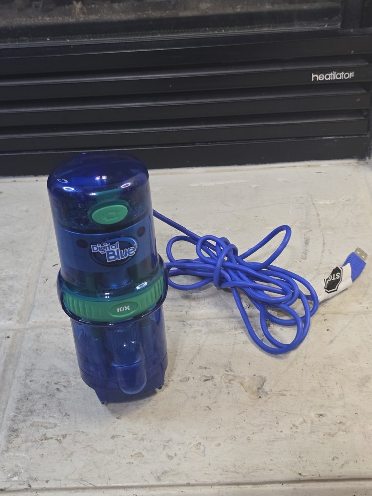 Intel Play QX3 Computer Microscope - No Base No CD No Manual