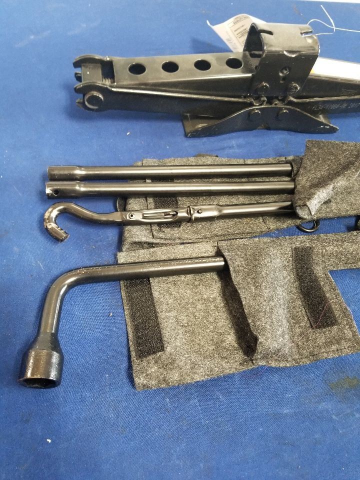 F150 2017 Jack 173627