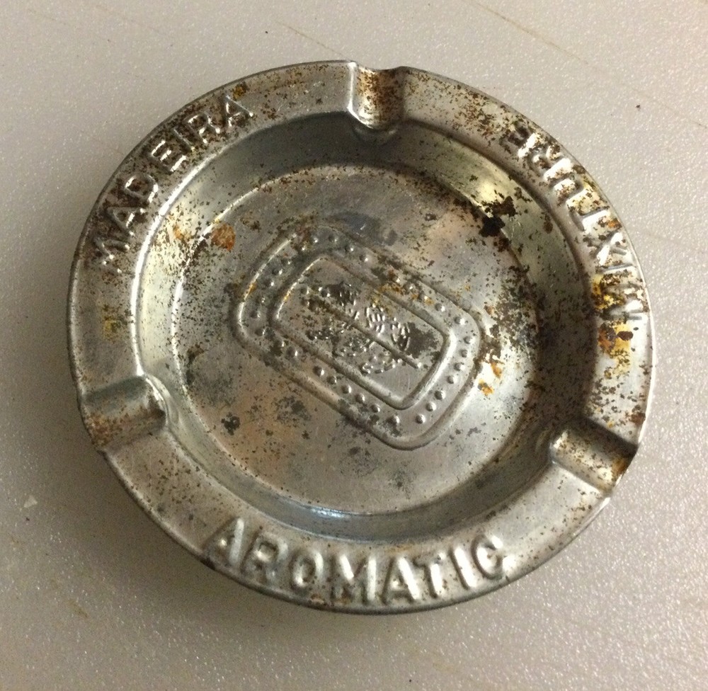 Madeira Aromatic Tin ashtray used