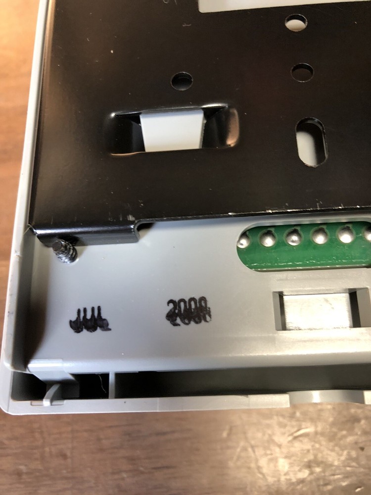 Valcom V-9940 Level Page Adapter - White/Gray