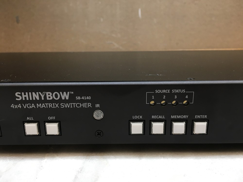 Shinybow 4x4 VGA Matrix Routing Switcher