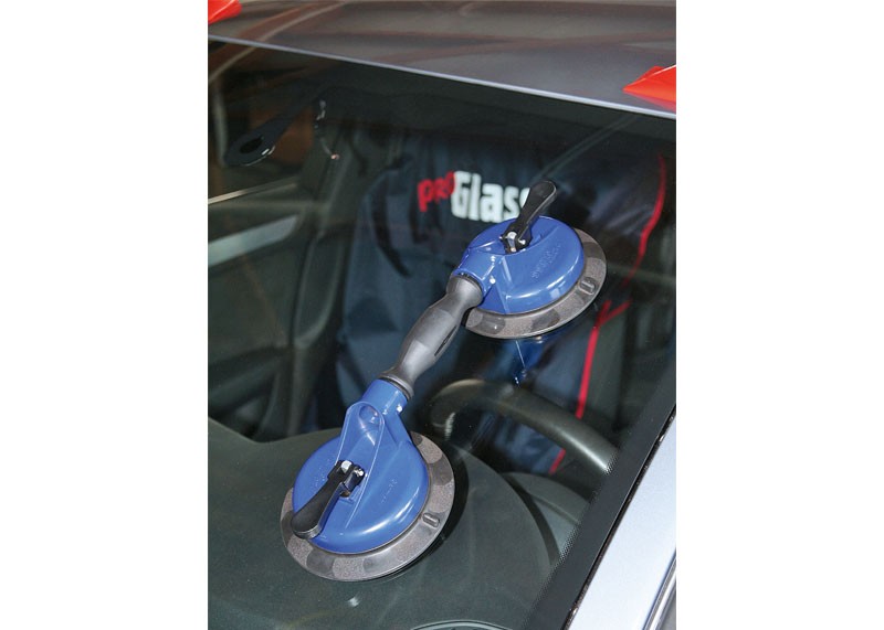 Suction cup for glass