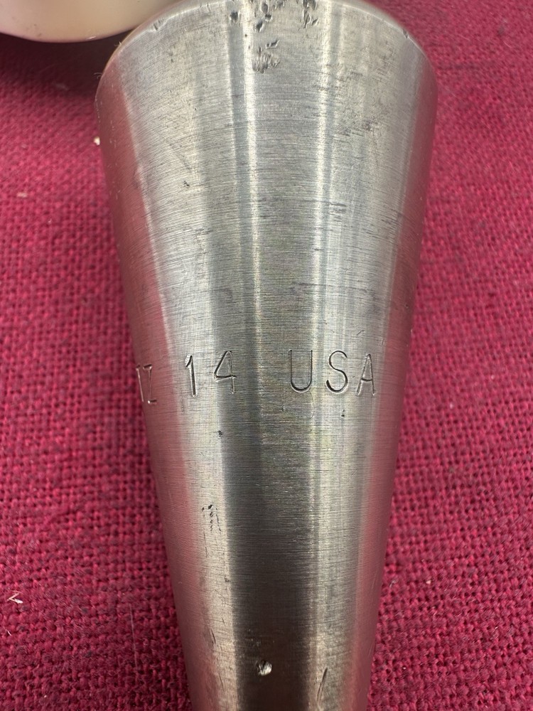 LEITZ - 14 PLUMB BOB w/ Gammon Reel & Extra Tip