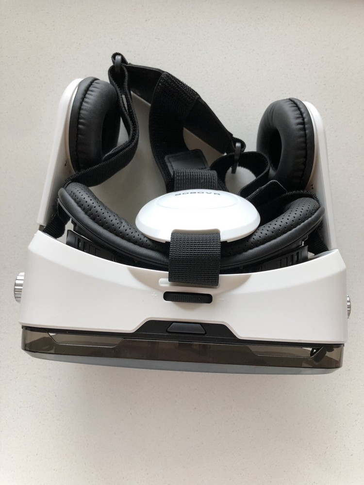Virtual Reality Headset For Smartphones BOBO VR
