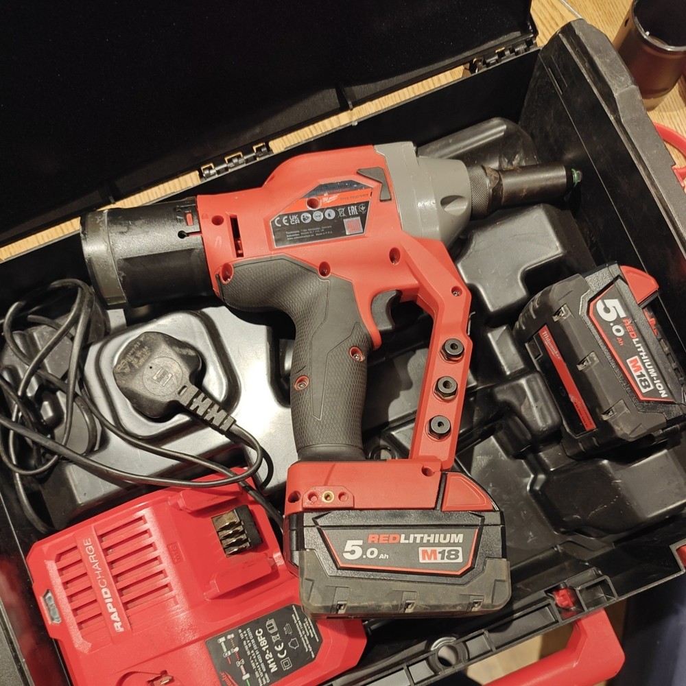 Milwaukee M18 Rivet Gun.