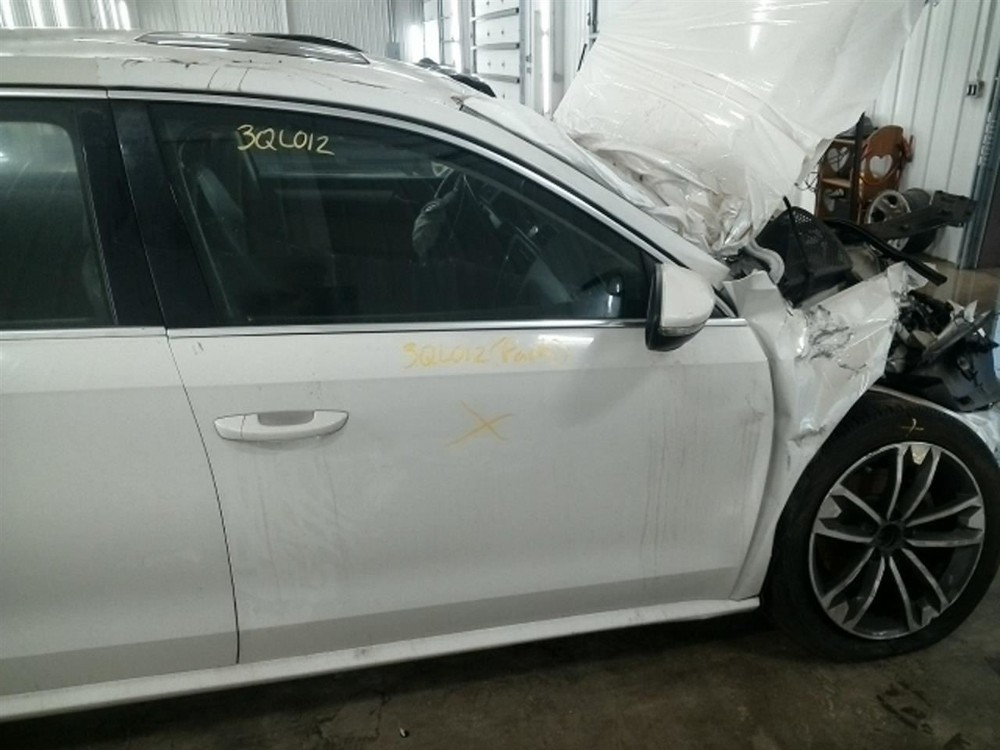 PASSAT 2012 High Mounted Stop Light 104748451