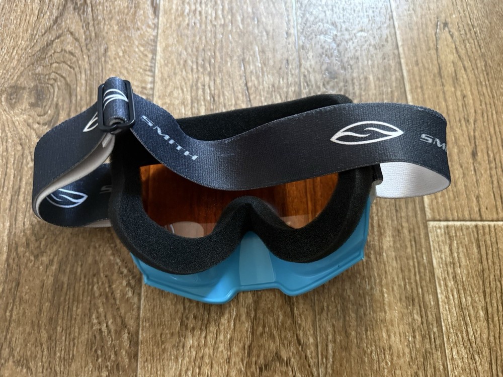 Smith goggles