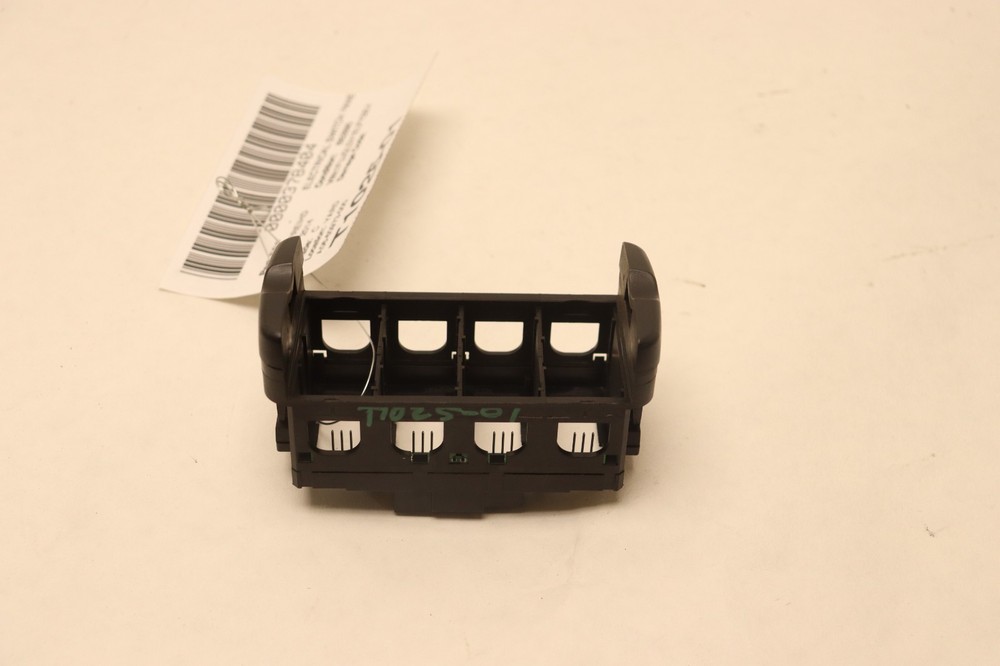 2008-2017 FREIGHTLINER CASCADIA 125 DASHBOARD EMPTY SWITCH BEZEL PANEL OEM