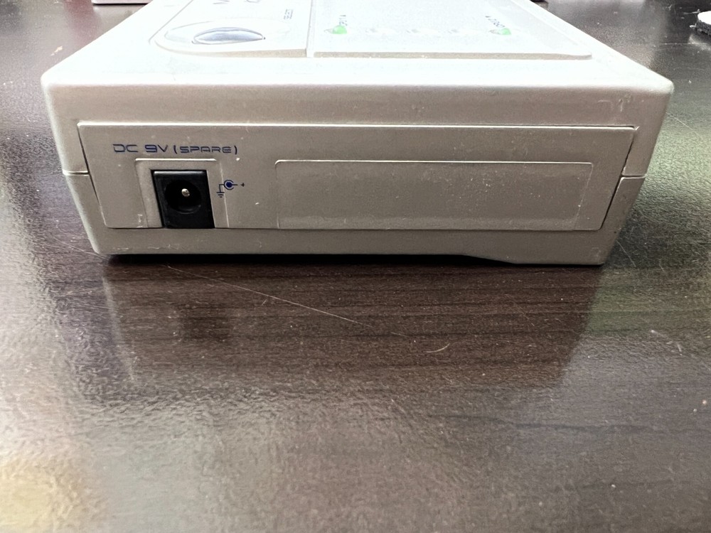 ATEN Miniview KVM Switch CS-142