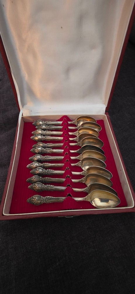 Vintage Set 12 Silver Plated Spoons