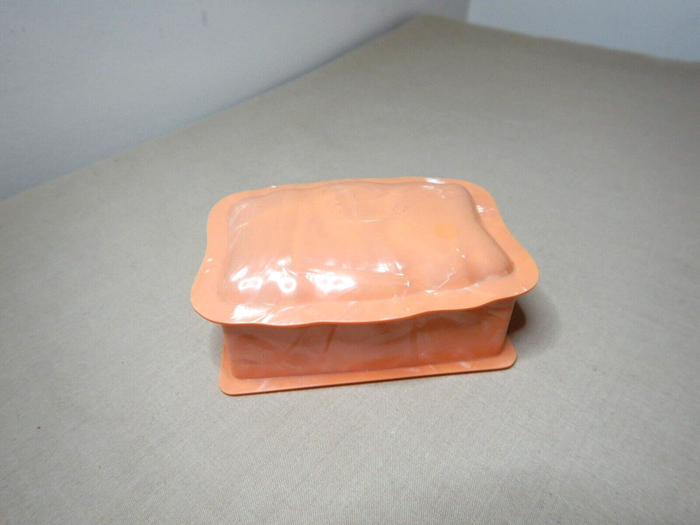 ANTIQUE JAPANESE EARLY PLASTIC SMALL LIDDED TRINKET DRESSING TABLE STUD BOX CASE