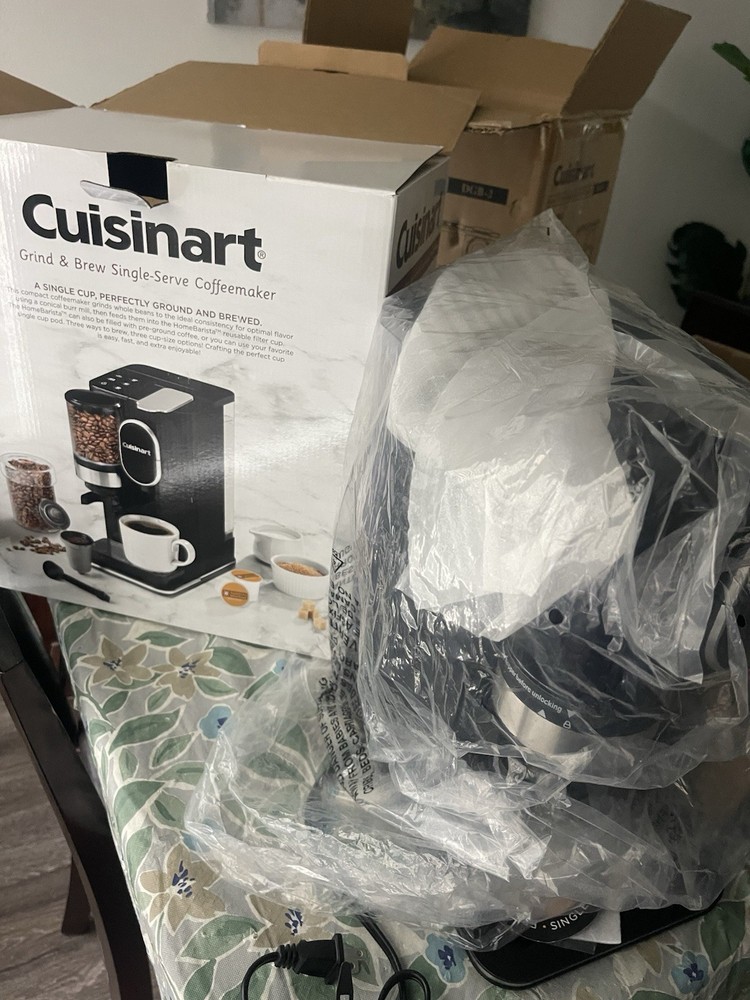 Cuisinart Single-Serve Coffee Maker+ Coffee Grinder