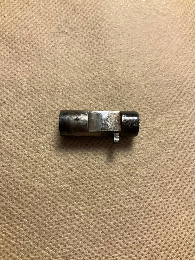 WWII Japanese Type 14 Nambu Magazine Catch