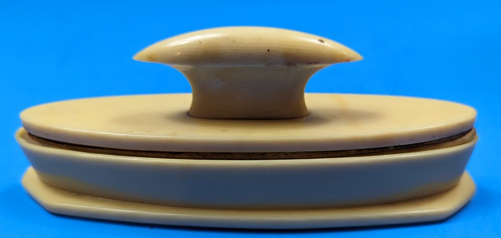 Celluloid Buffing Brush and Holder – 6”