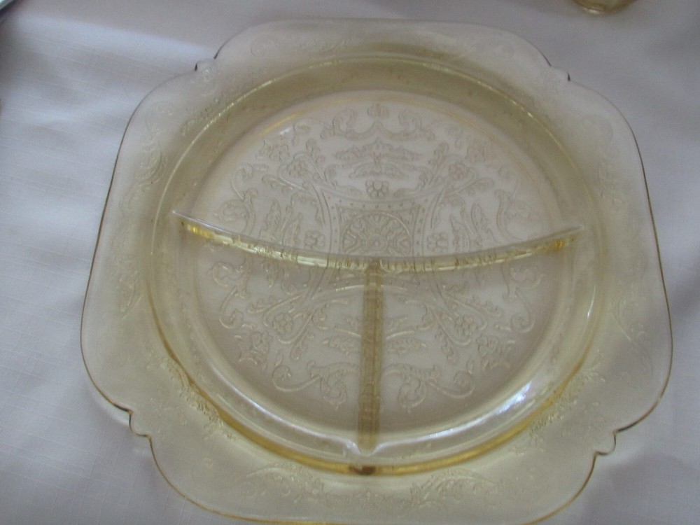 FEDERAL DEPRESSION MADRID GLASS DIVIDED PLATE- NICE