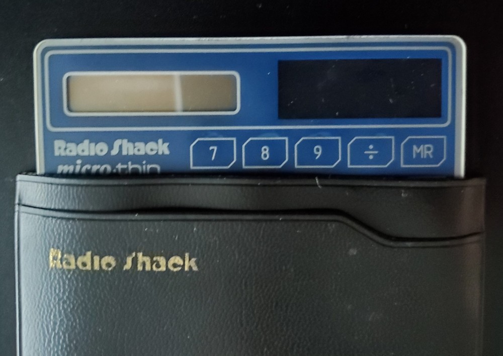 Radio Shack EC-413, Solar-Powered Calculator ~ Micro Thin with Case, Japan