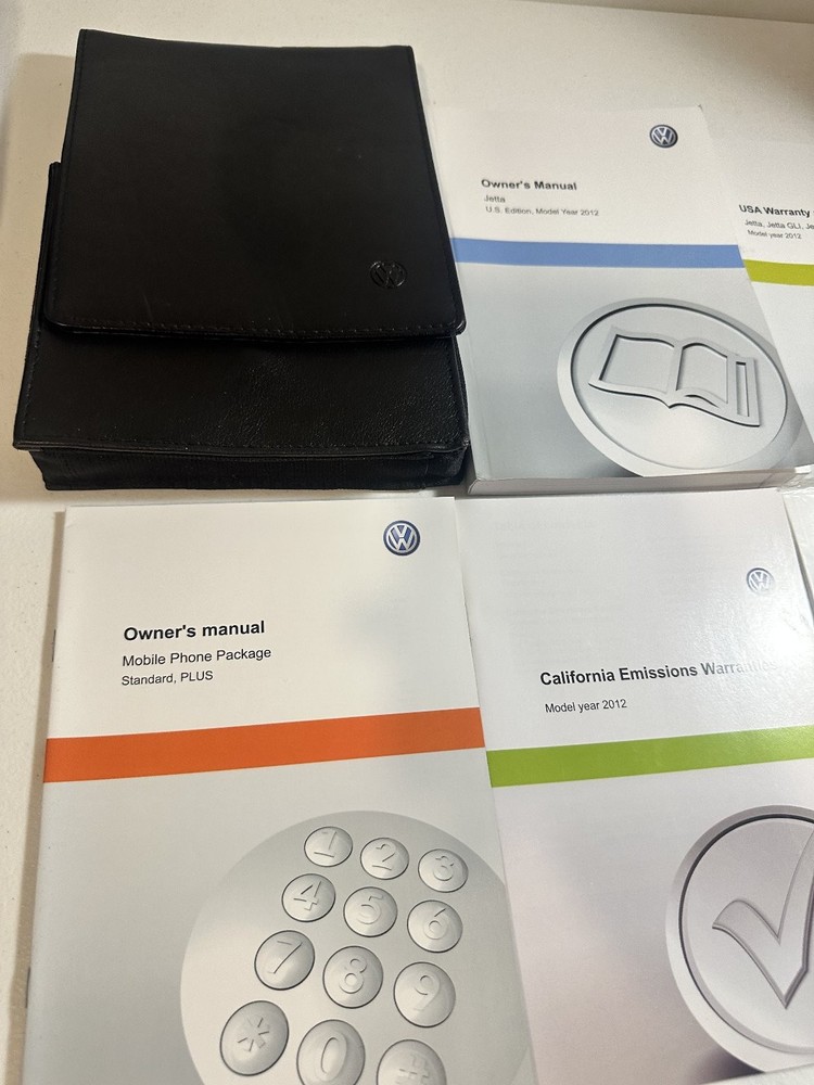 2012 Volkswagen Jetta Owner's Manual Set