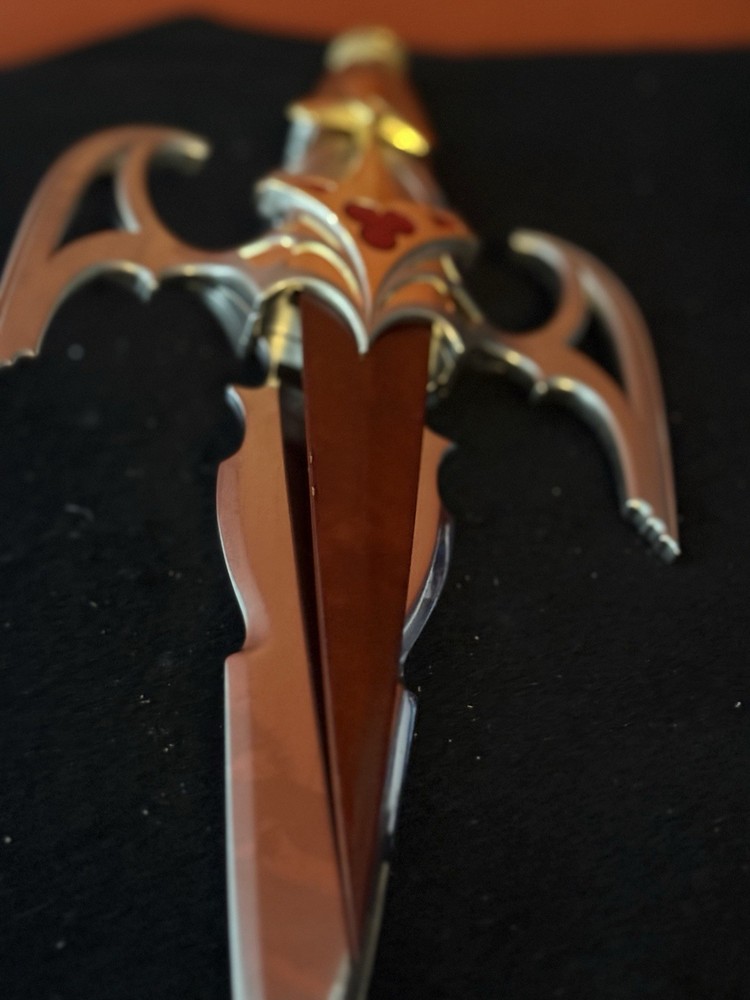 RARE Franklin Mint Universal Monsters Dracula Dagger