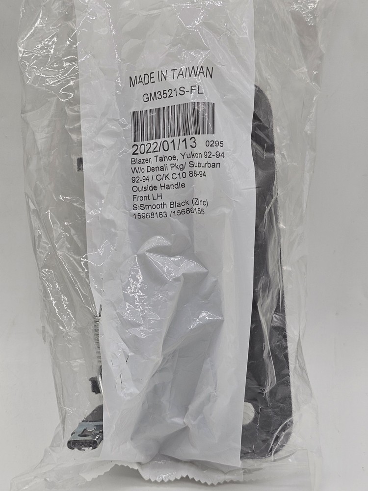 GM 3521S FL Exterior Outside Door HandLE Front Left Handle Black Matte