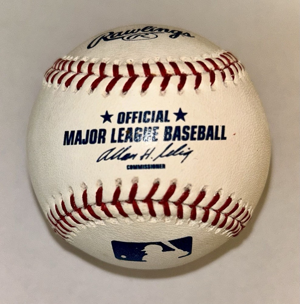 Moe Drabowsky Signed Bud Selig MLB baseball. Excellent