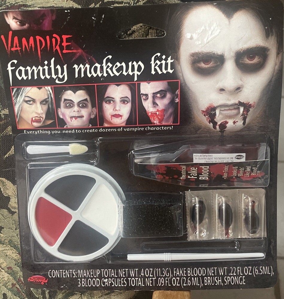 VAMPIRE FAMILY MAKEUP KIT