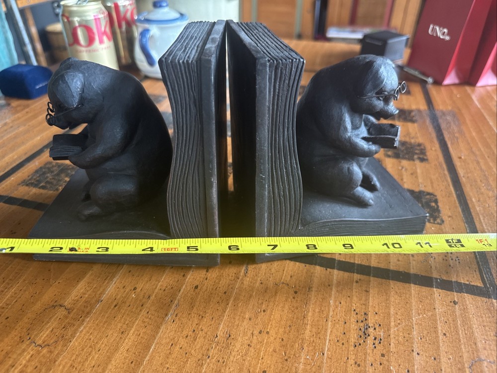 RAZ Resin Reading Pig Bookends Sitting on Books