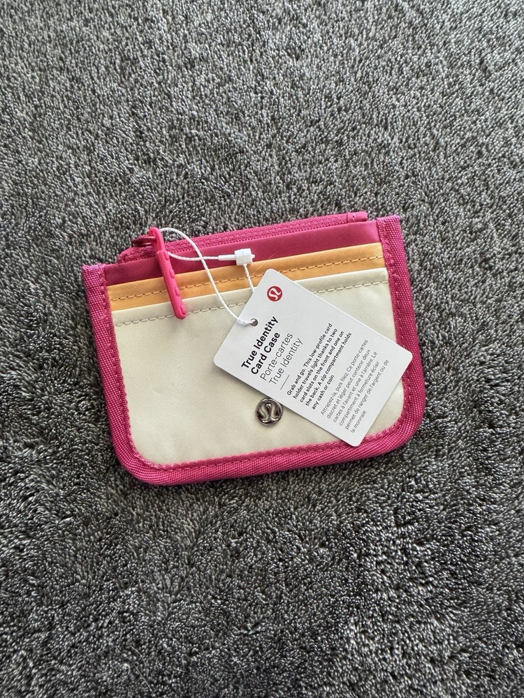 Lululemon True Identity Card Case Pink Mist/White Opal/Raspberry Cream