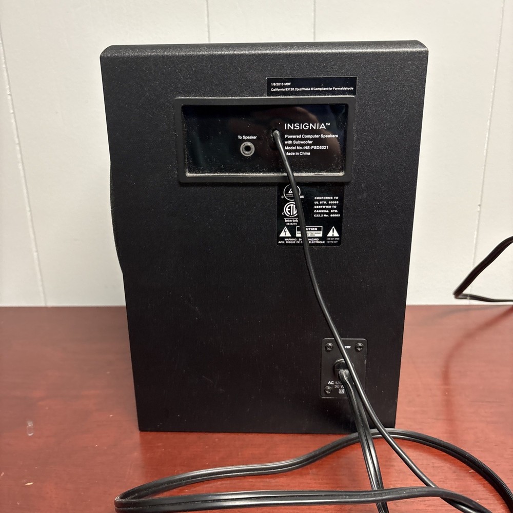 Insignia Powered Computer Subwoofer with Control Pad NS-PSD5321