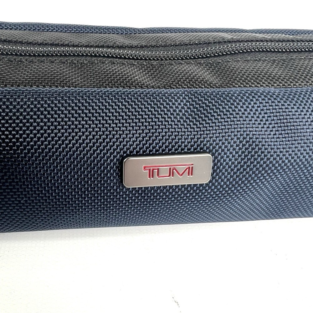 TUMI Accent Accessory Cord Pouch Navy Blue and Black