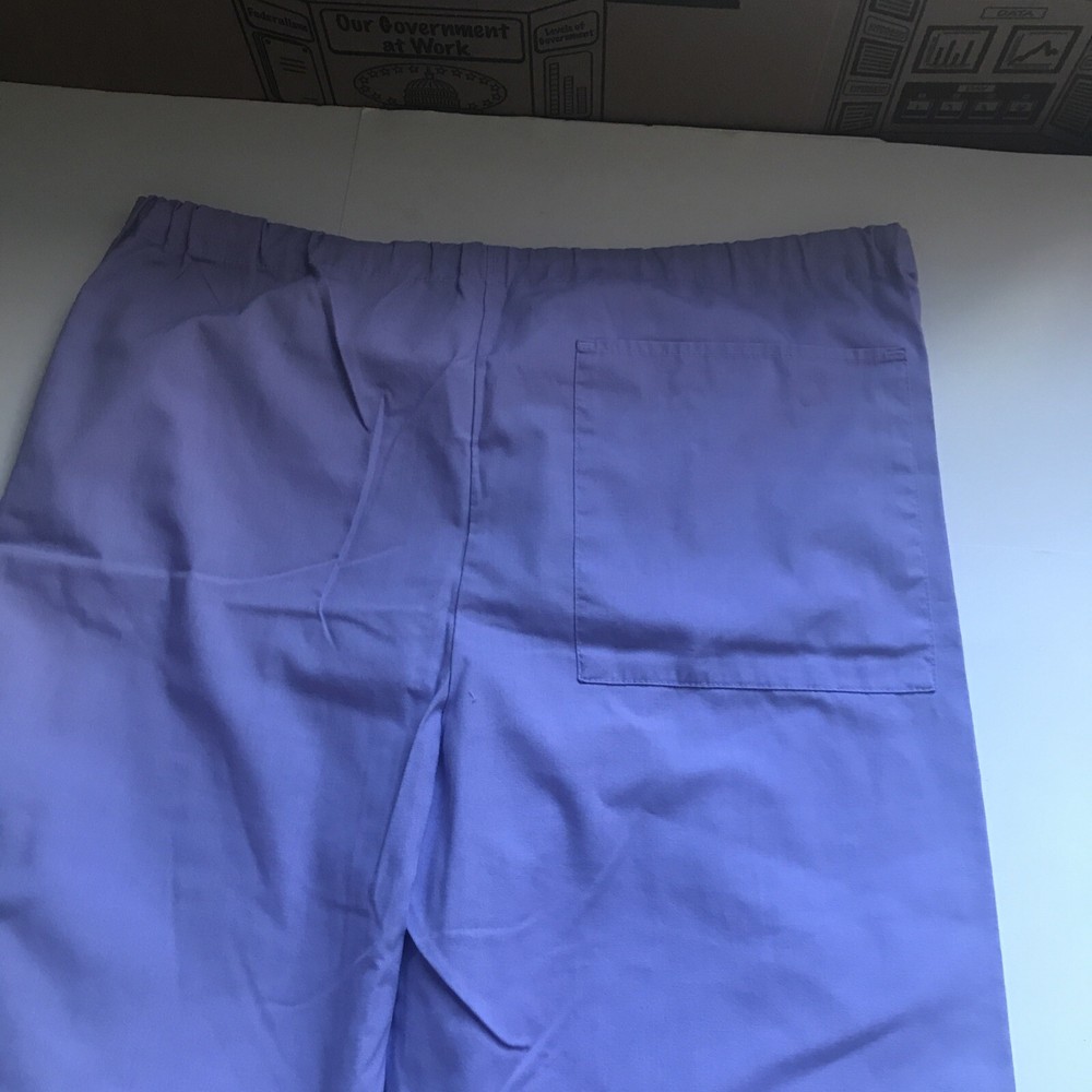 Crest medium purple VGC one pocket drawstring scrub set
