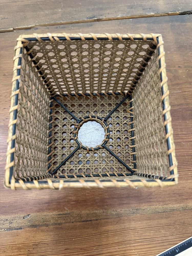 Vtg Rattan Square Tissue Cover