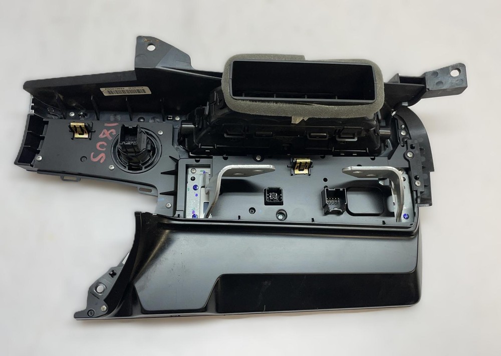 2020 CHEVY CORVETTE RADIO DISPLAY NAVIGATION CONTROL PANEL GM OEM 84858589