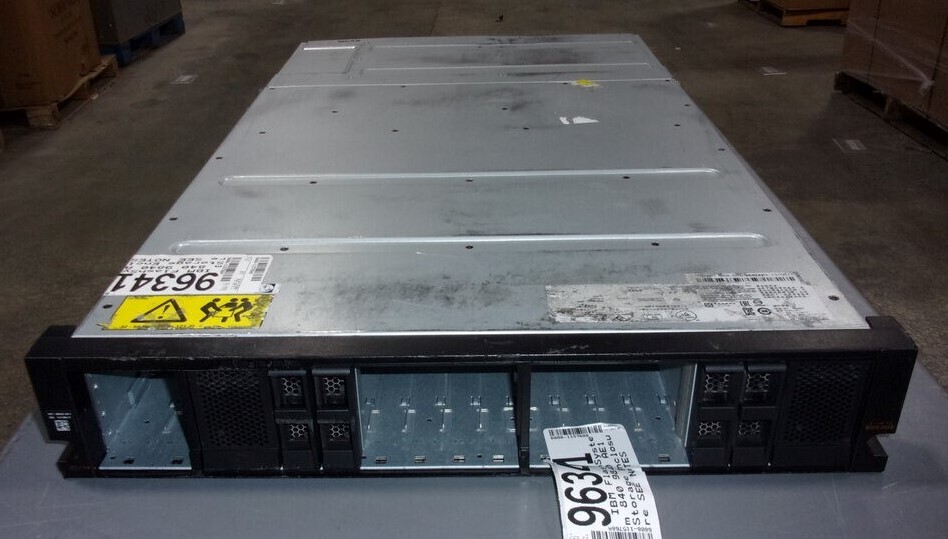 IBM FlashSystem 840 9840 AE1 Flash Storage Array Chassis SEE NOTES