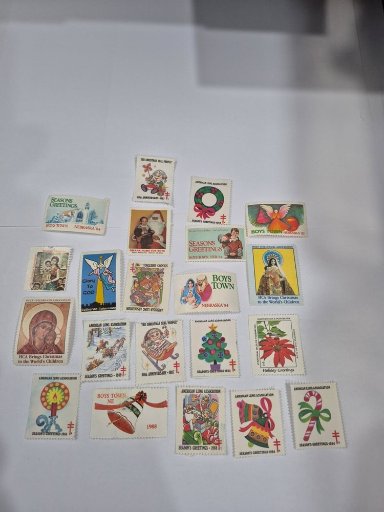 Christmas Seals - Stamps - 20 Different - UT14