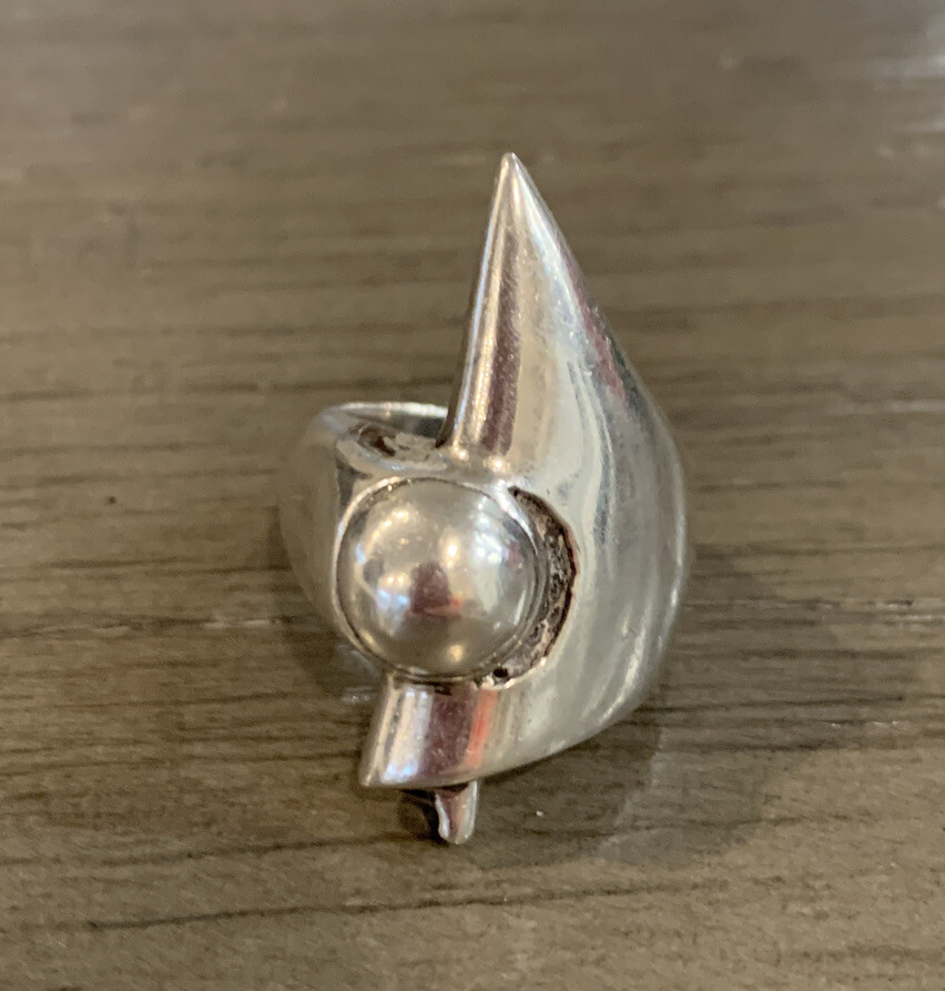 Contemporary Silver Ring Size 6.75