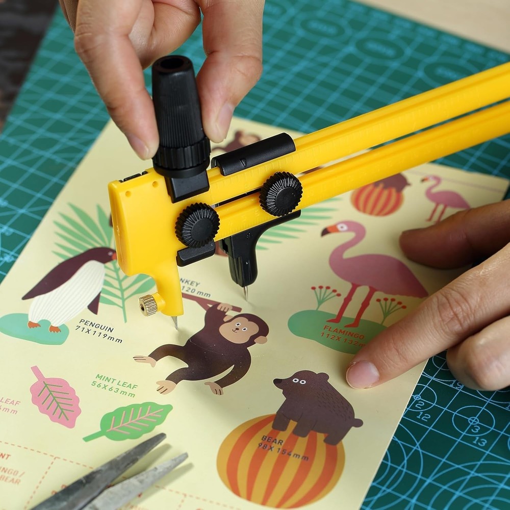 Manual Retractable Compass Circle Cutter for Precision Crafting & Fabric Use