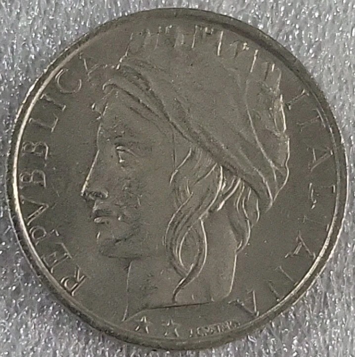1993 Italy 100 Lire *B769