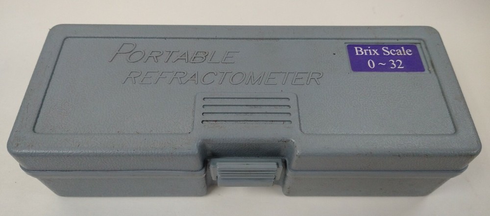 ATC 0-32% BRIX PORTABLE REFRACTOMETER