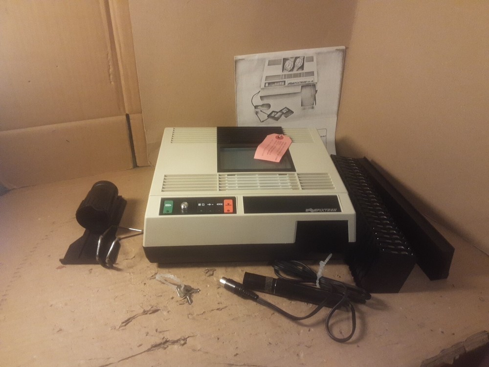 VINTAGE Pixtron Precorder model: ilc-ec ec WITH CASE